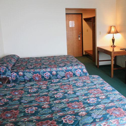 Sunlac Inn Lakota 객실 사진