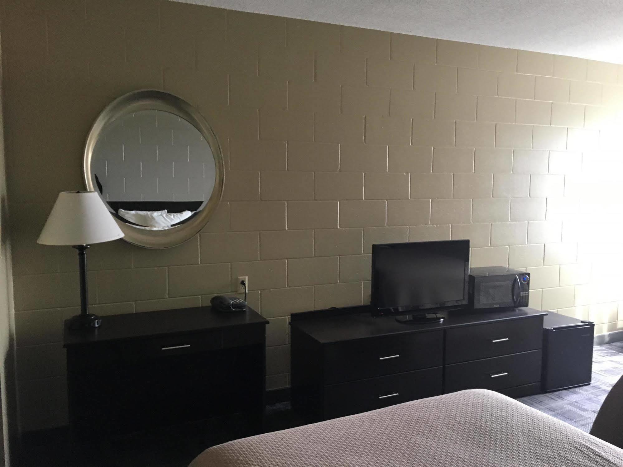Sunlac Inn Lakota 외부 사진