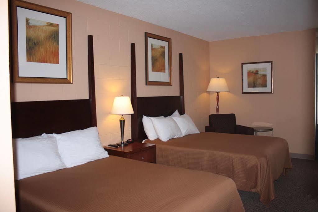 Sunlac Inn Lakota 외부 사진