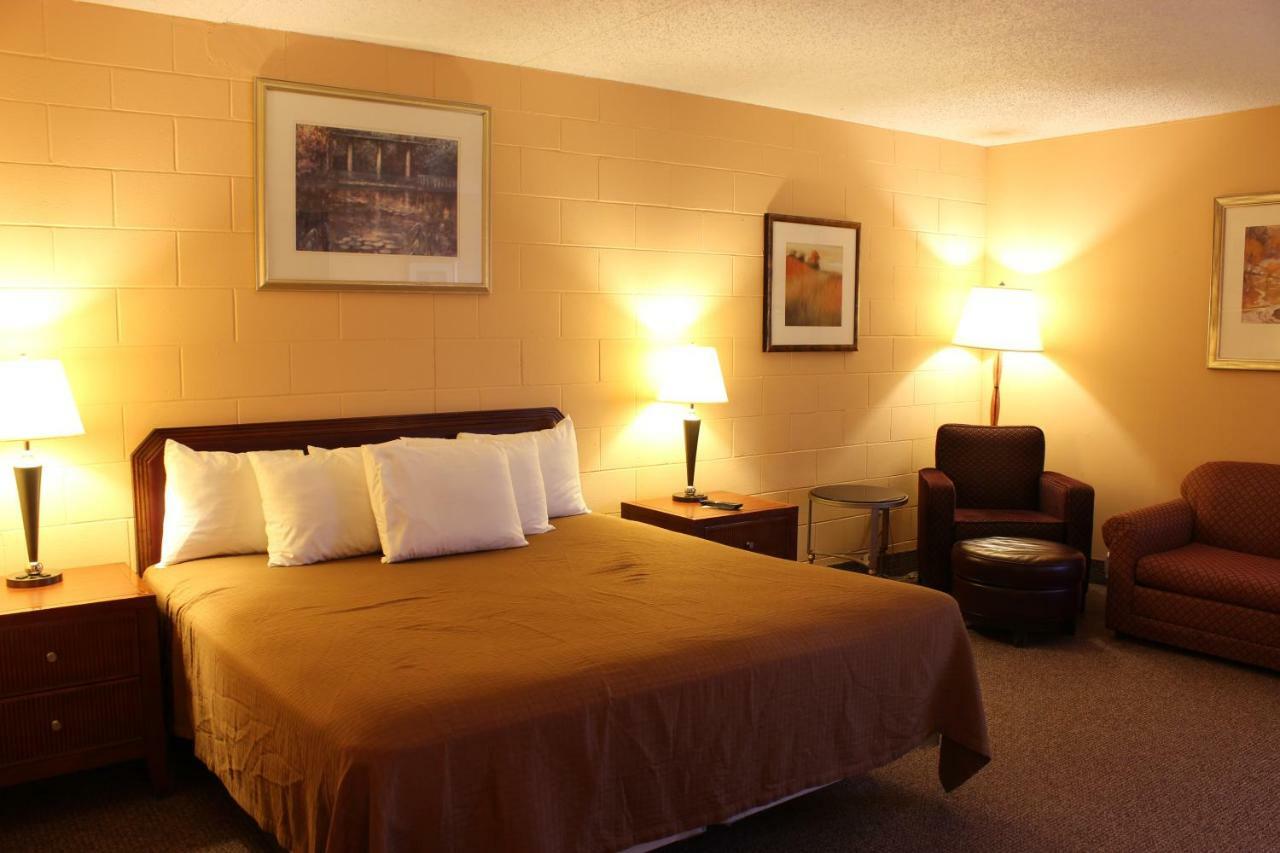 Sunlac Inn Lakota 외부 사진